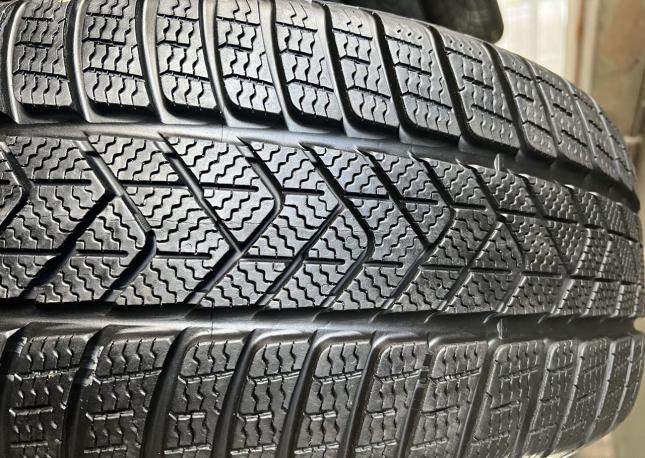 Pirelli Winter Sottozero 3 245/45 R19