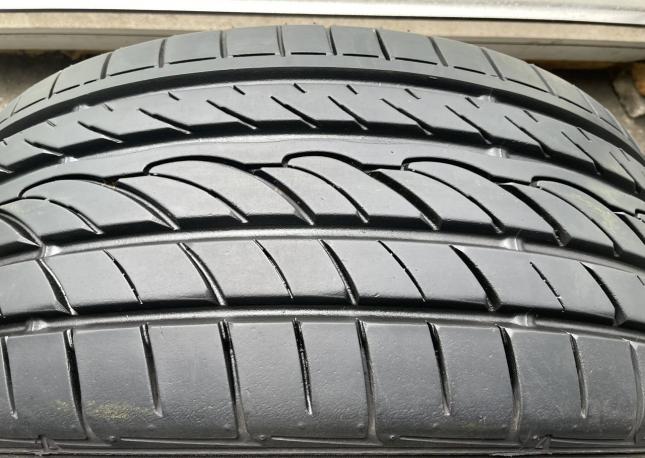 Sumitomo HTR Z III 215/45 R17 87Y