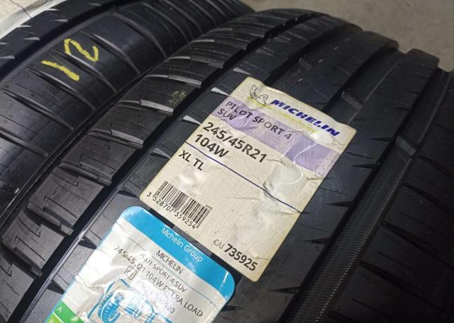 Michelin Pilot Sport 4 S Acoustic 245/45 R21 104W