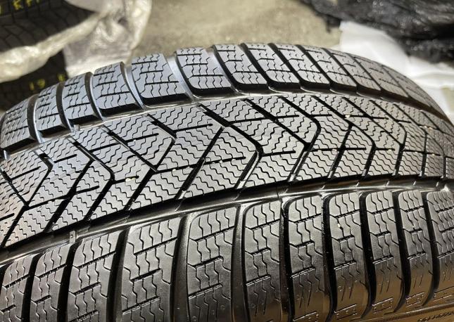 Pirelli Winter Sottozero 255/40 R20 101W