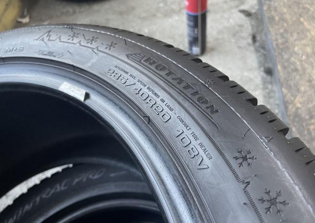 Dunlop Winter Sport 5 SUV 255/45 R20 и 285/40 R20 108V