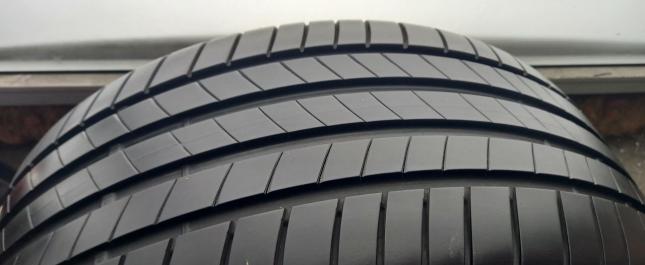 Bridgestone Turanza T005 255/40 R18 99Y