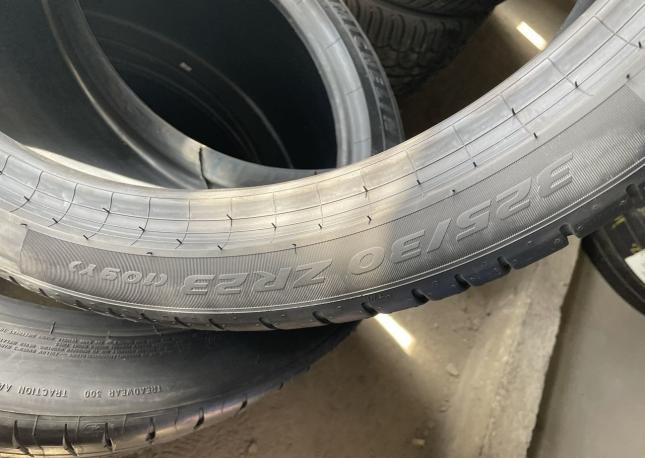 Pirelli P Zero PZ4 285/35 R23 и 325/30 R23 109Y