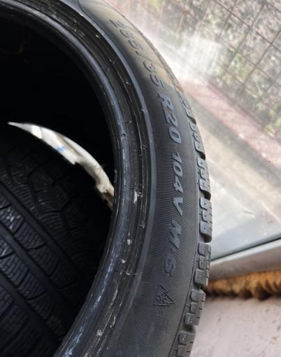 Pirelli Winter Sottozero Serie II 285/35 R20