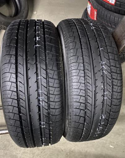 Yokohama dB Decibel E70 215/55 R17