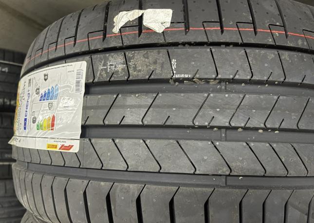 Pirelli P Zero PZ4 275/35 R20 и 285/35 R20 Y