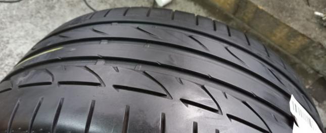 Bridgestone Potenza S001 255/35 R19 92Y