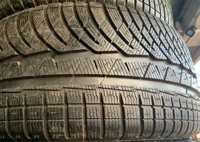 Michelin Pilot Alpin PA4 245/45 R19 и 275/40 R19