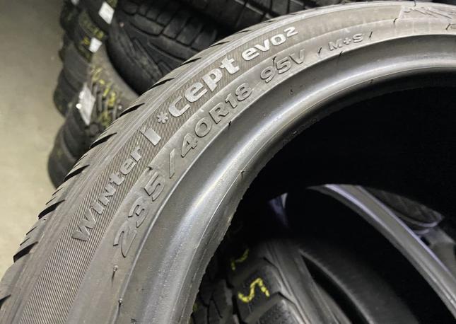 Hankook Winter I&#39;Cept Evo2 W320 235/40 R18 95V