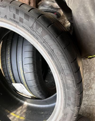 Michelin Pilot Super Sport 275/35 R19