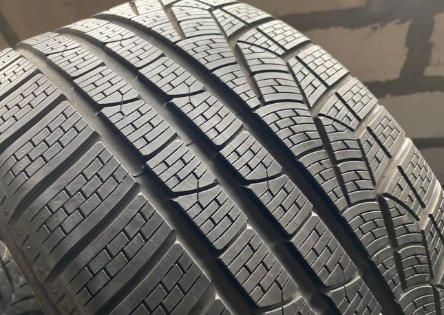 Pirelli Winter Sottozero 240 Serie II 255/35 R19 и 295/30 R19 96V