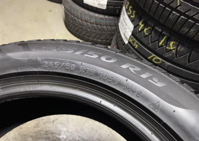 Pirelli Scorpion Winter RFT 245/50 R19 105V