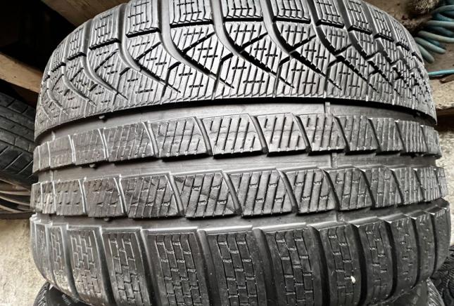 Pirelli P Zero Winter 285/30 R22