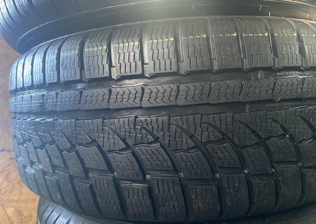 Nokian Tyres WR A4 255/55 R19 111V