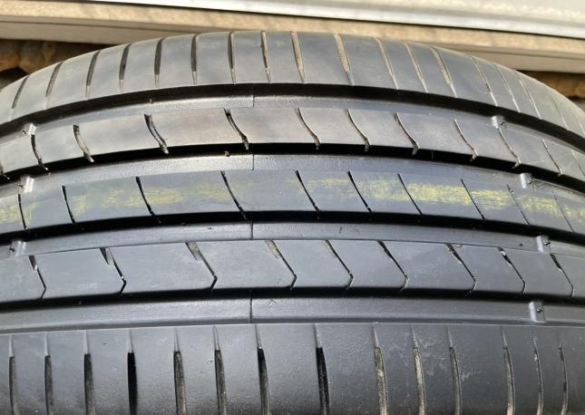 Kumho Ecsta HS51 205/45 R17 88V