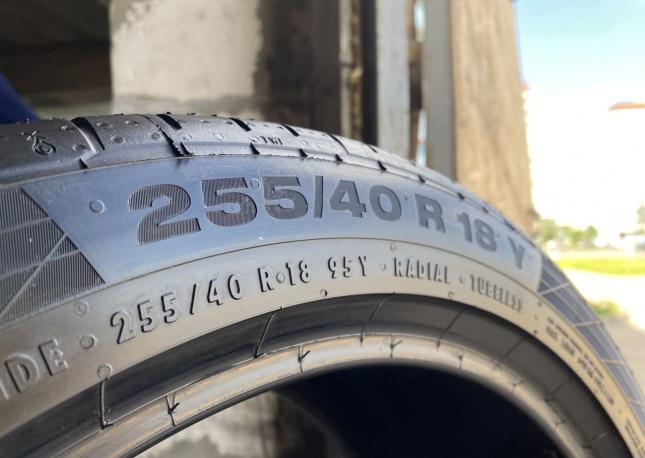 Continental ContiSportContact 5P 225/45 R18 и 255/40 R18 Y