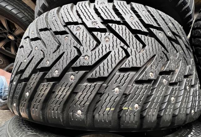 Nokian Tyres Hakkapeliitta 8 265/40 R21