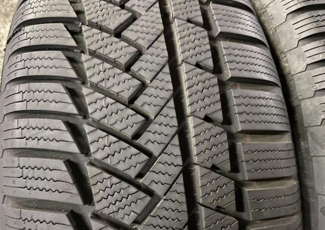 Continental ContiWinterContact TS 850 P 225/60 R18 104V