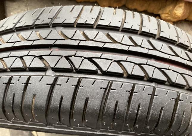 Bridgestone B250 175/65 R15 84T