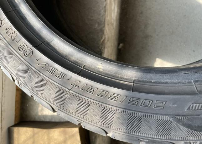 Dunlop Enasave RV504 205/50 R17 93V