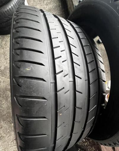 Bridgestone Alenza 001 275/35 R21