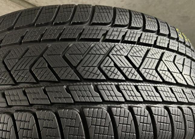 Pirelli Scorpion Winter 2 285/40 R22 V