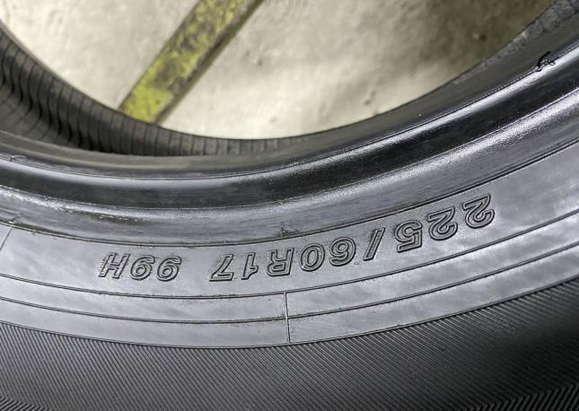 Yokohama BluEarth E70 225/60 R17