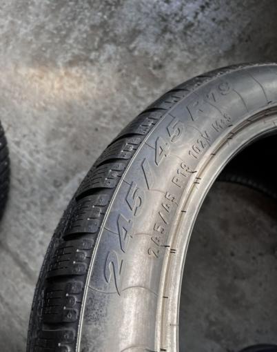 Pirelli Winter Sottozero II 245/45 R19 и 275/40 R19