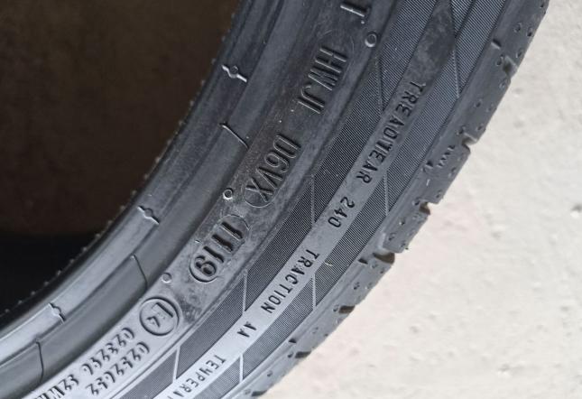 Continental ContiSportContact 265/35 R21