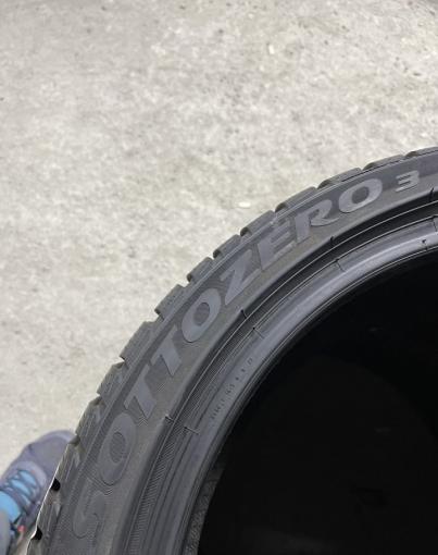 Pirelli Winter Sottozero 3 225/40 R19 93H