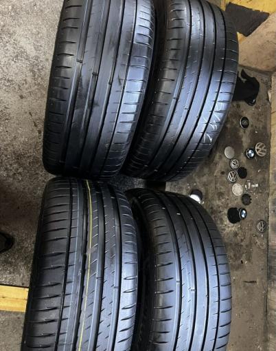 Michelin Pilot Sport 4 255/40 R19