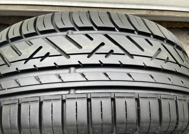 Pirelli Dragon 215/45 R17 91W