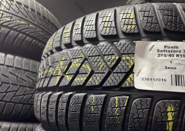 Pirelli Winter Sottozero 3 255/40 R19 100V