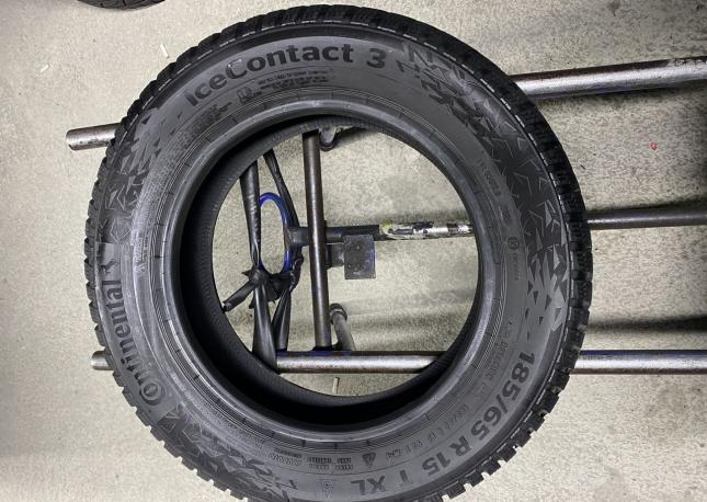 Continental IceContact 3 185/65 R15