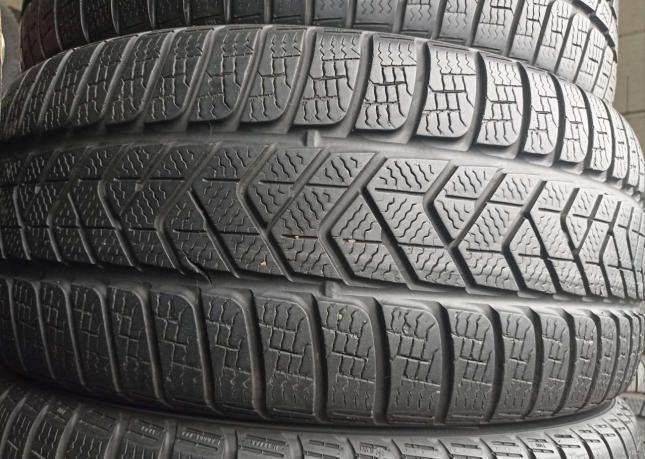 Pirelli Scorpion Winter 275/40 R19 и 245/45 R19