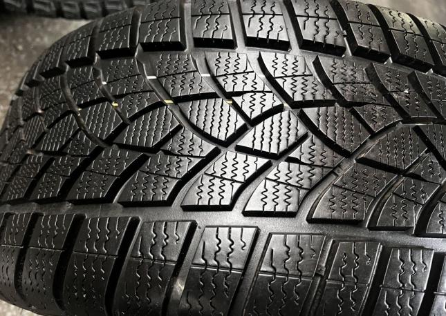 Goodyear UltraGrip Performance 245/40 R18