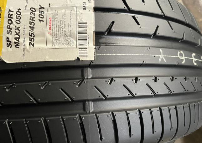 Dunlop SP Sport Maxx 050 DSST CTT 255/45 R20 105Y