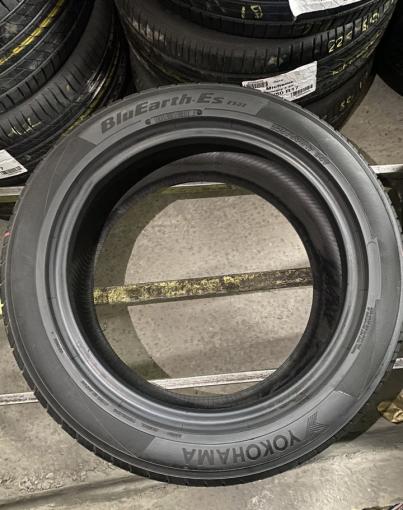 Yokohama Bluearth ES32 225/50 R17