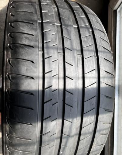 Bridgestone Alenza 001 275/35 R21