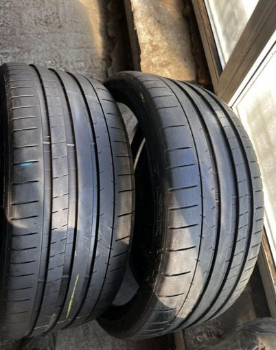 Michelin Pilot Super Sport 245/35 R21