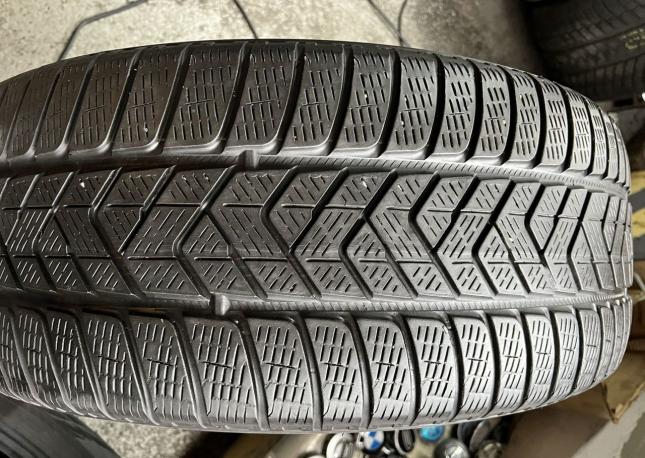 Pirelli Scorpion Winter 255/55 R19