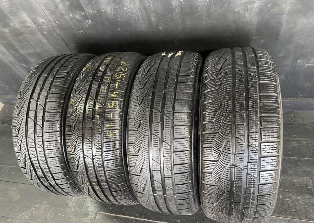 Pirelli Winter Sottozero 240 Serie II 225/45 R18