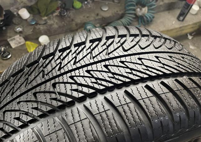 Goodyear UltraGrip 8 Performance 285/45 R20 112V