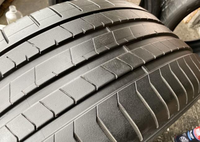 Pirelli P Zero PZ4 285/40 R21 109Y