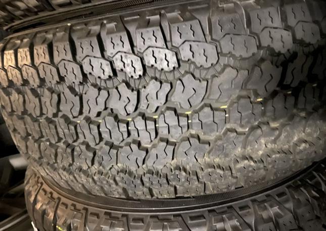 Goodyear Wrangler All-Terrain Adventure With Kevlar 255/65 R19 114H