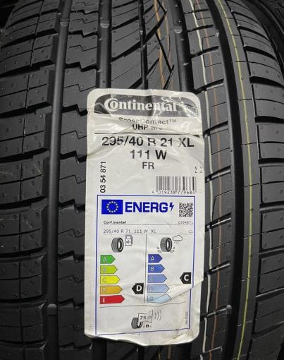 Continental ContiUltraContact UC6 295/40 R21 111W