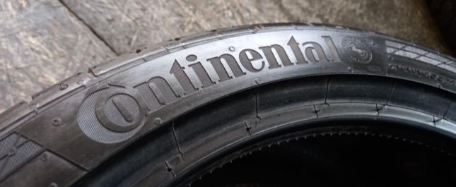 Continental ContiSportContact 5 245/35 R19 93V