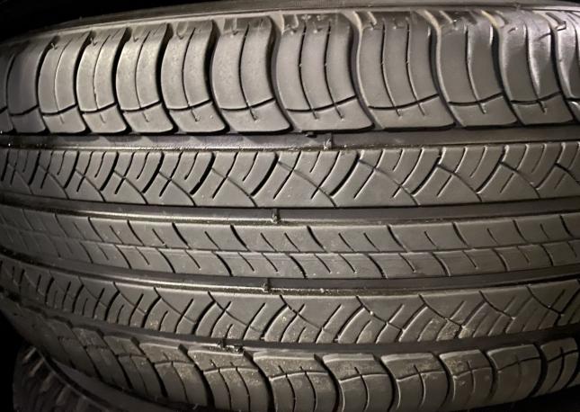 Michelin Latitude Tour HP 255/60 R20 113V