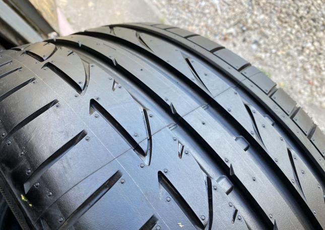 Bridgestone Potenza S001 225/40 R19 и 255/35 R19