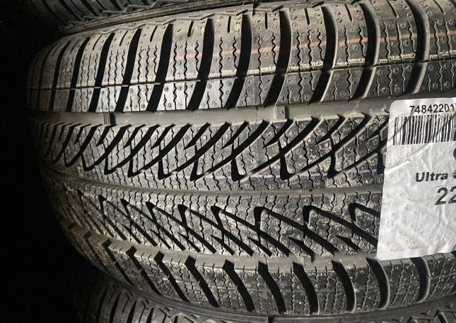 Goodyear UltraGrip 8 Performance 225/40 R18